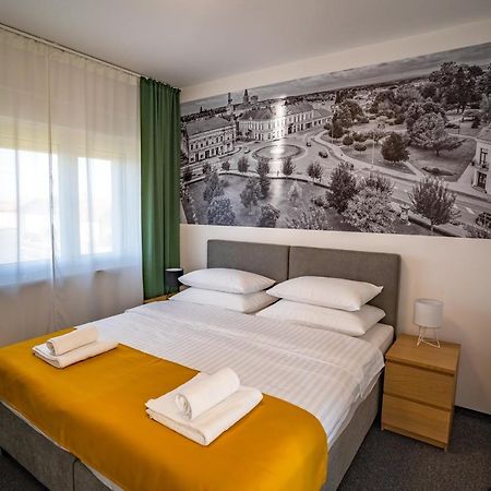 Km Therooms Bjelovar Esterno foto